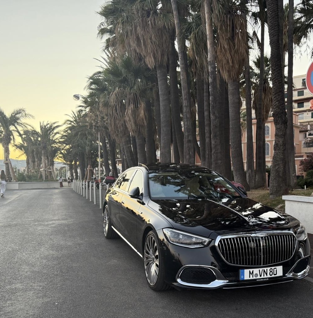 Transfert privé Cannes — prise en charge à l’hôtel Promenade des Anglais