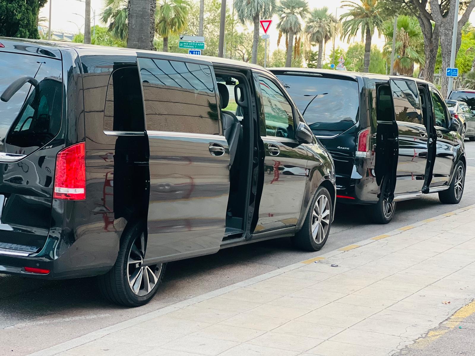 Van 7 passagers sur l'aéroport de Nice (NCE)