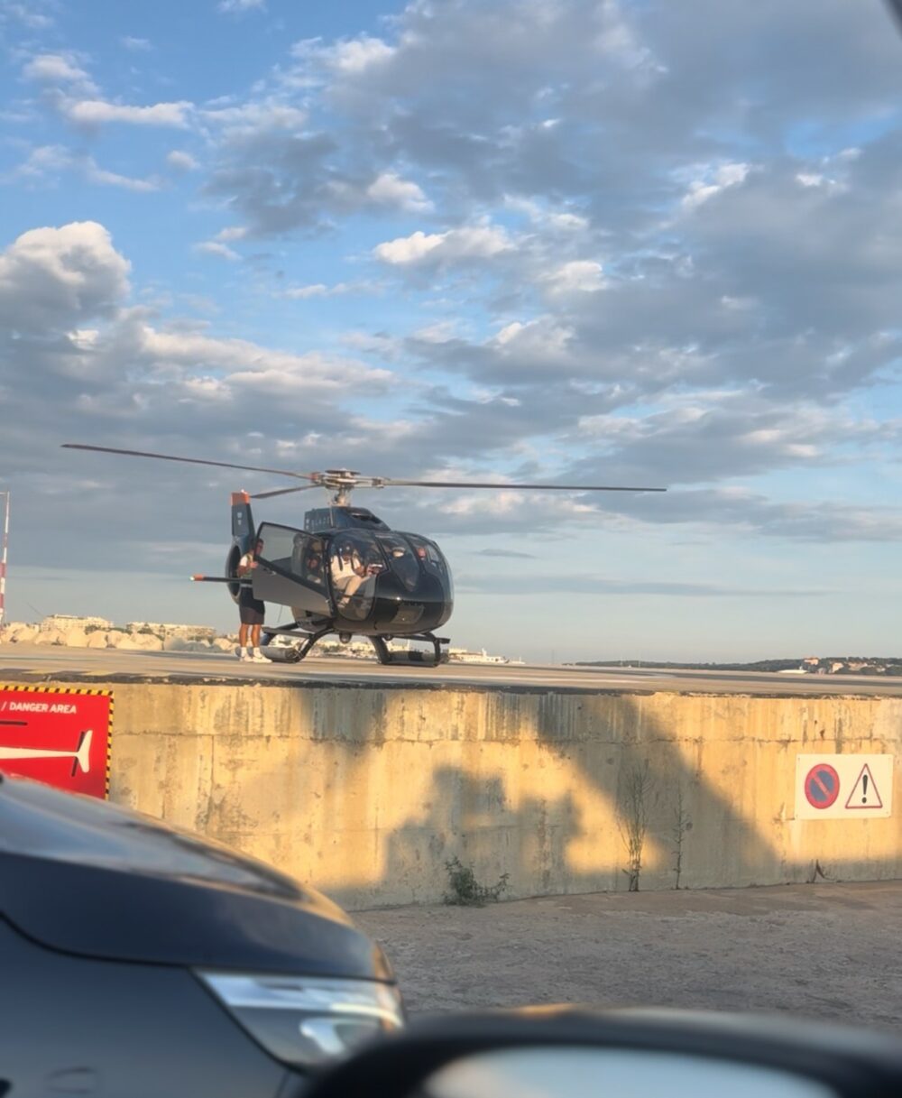 moyen de transport en hélicoptère