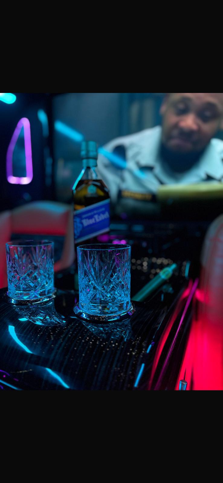 Chauffeurs événement Antibes — accès zone hospitality